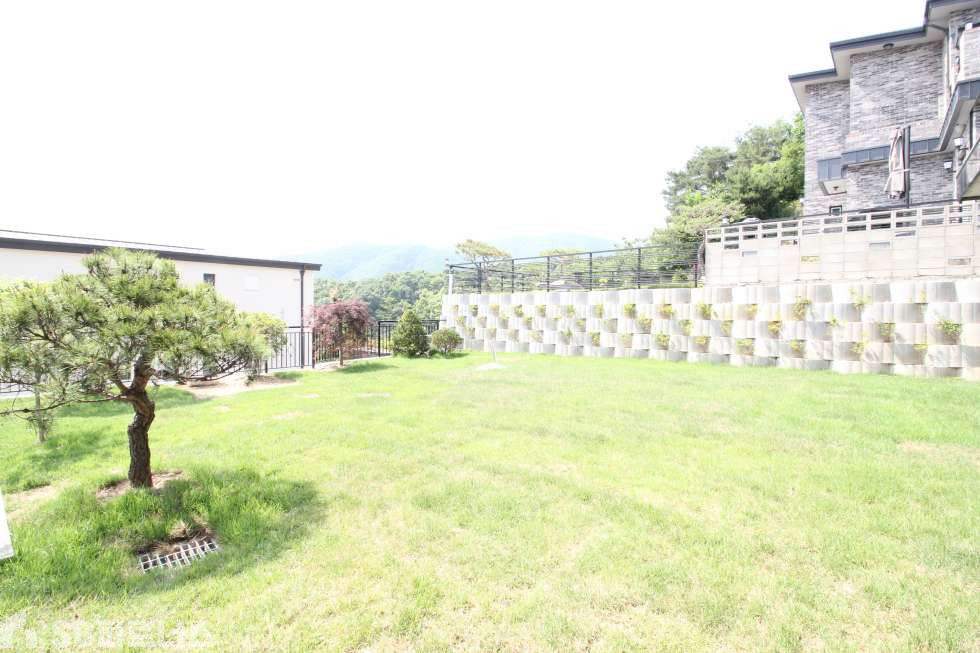 경기 광주시 회덕동 ★단독주택 / 성남 인접 단독주택 전원주택 타운하우스 주차공간 2대 마당 정원 분양 매물번호 10964 사진 13