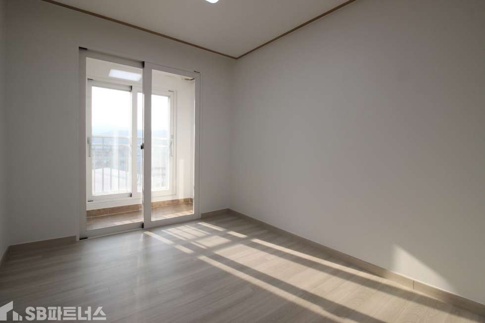 경기 수원영통구 원천동 ★2룸 / 1등빌라~ 교통, 학군, 상권 어느하나 빠지지않는 위치!! 분양 매물번호 10301 사진 4