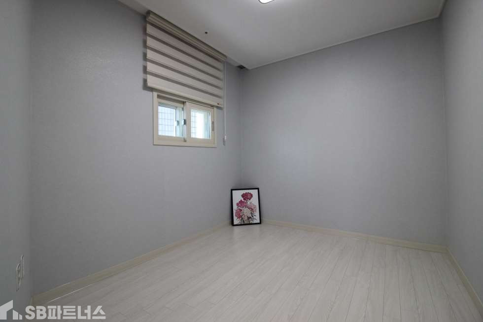 경기 성남분당구 운중동 ☆마트/학군/대형병원/재래시장 ☆누구나 선호하시는 밝은 남향집으로 안내 분양 매물번호 10752 사진 6