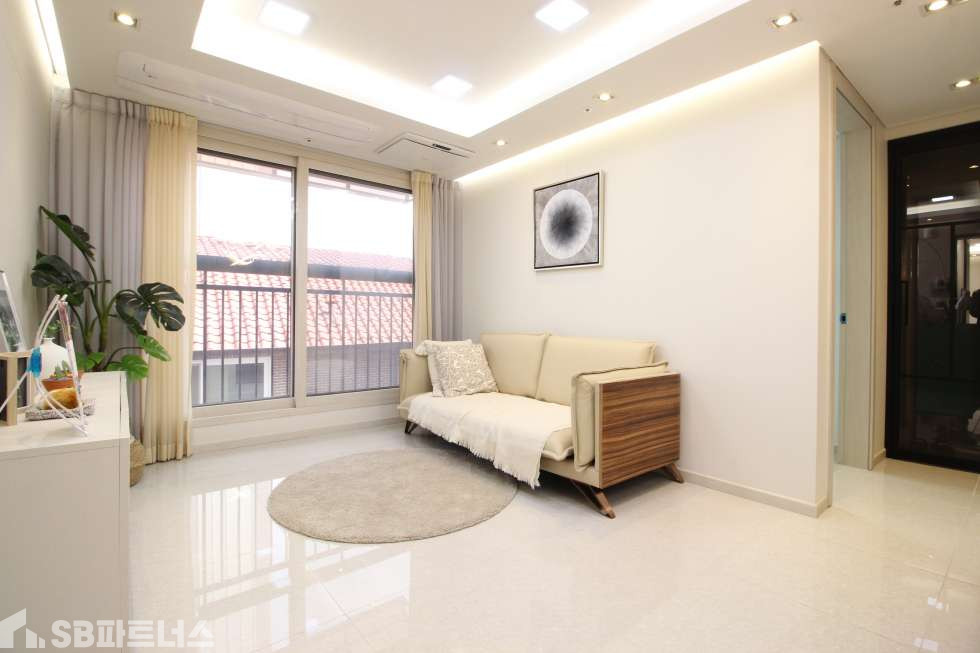 경기 수원권선구 구운동 ★테라스 / 대단지세대 다양한 구조 코너자리 전세대 막힘없는 남향 명품 인테리어 내진설계 분양 매물번호 10278 사진 4