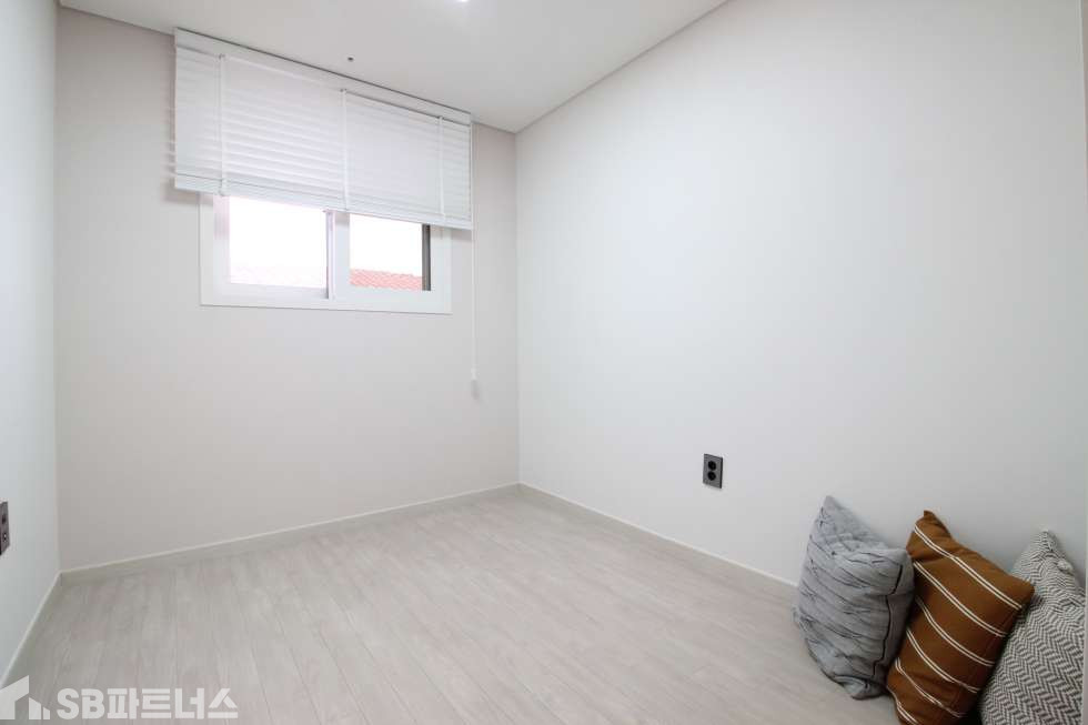 경기 수원권선구 구운동 ★테라스 / 대단지세대 다양한 구조 코너자리 전세대 막힘없는 남향 명품 인테리어 내진설계 분양 매물번호 10278 사진 5