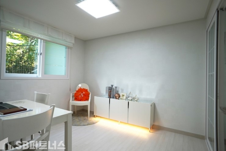 경기 안양동안구 관양동 ☆ 인덕원역4분 역세권 남향집 큰거실+큰방+중간방 보면 무조건 반하는 신축분양 서두르세요 분양 매물번호 10206 사진 7