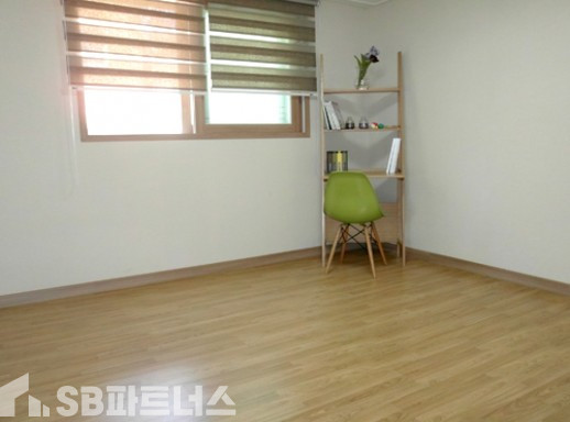경기 용인처인구 포곡읍 ☆전대리 / 채광이 정말 좋은 집~ 정남향 앞에 막힘이 없어서 채광이 정말 좋아요 분양 매물번호 10692 사진 5