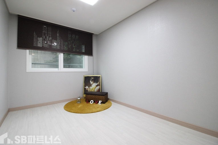 경기 성남분당구 율동 ☆큰거실+큰방3+화2+베란다 최고의 전망을 자랑하는집 잔여세대 분양 매물번호 10754 사진 6
