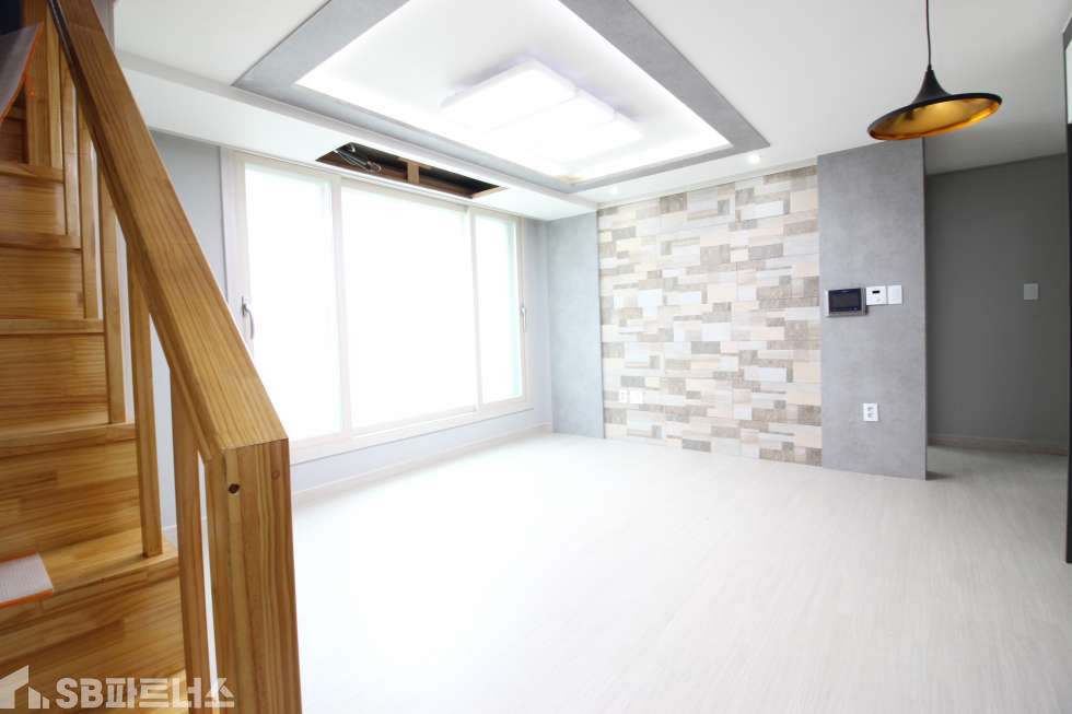 경기 안산단원구 선부동 ★ 복층 / 대지지분 넓은복층 /주거와 투자 동시가능한 위치!! 쾌적하고 조용합니다~ 분양 매물번호 10913 사진 3