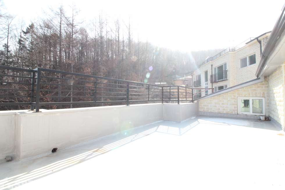 경기 수원권선구 고색동 ★ 복층 / 큰 테라스 보유 2개 좋은 복층분양물건 분양 매물번호 10905 사진 1